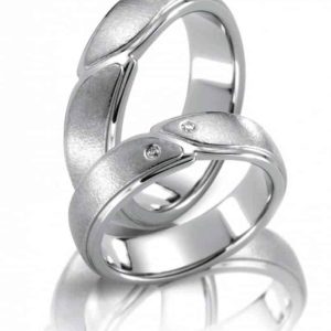 Forlovelsesring/giftering i titan